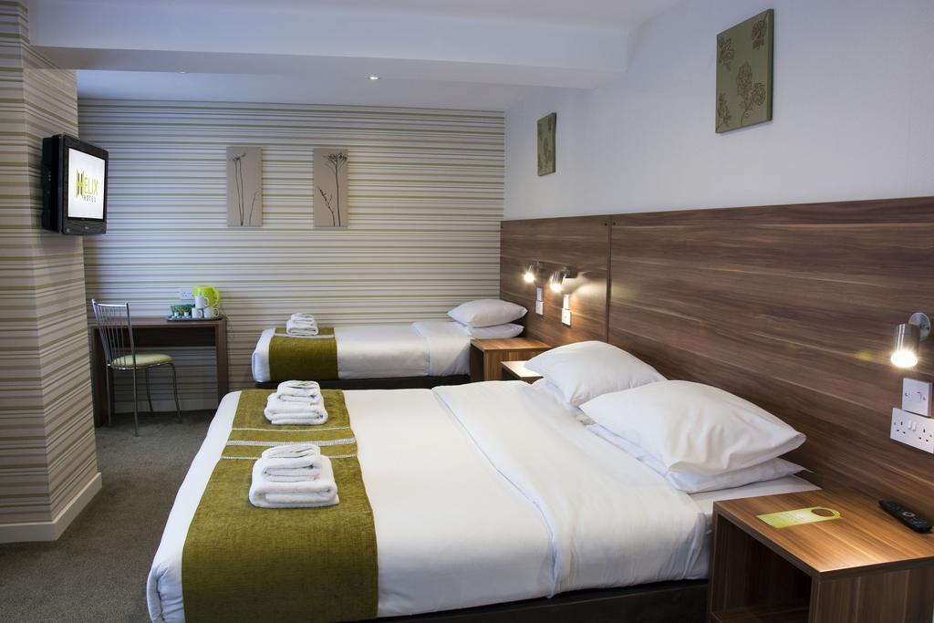 Helix Hotel Грейнджмут Экстерьер фото